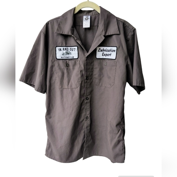 Men's In and Out Automotive Mechanic Expert Costume Button Up Shirt M - Picture 1 of 7